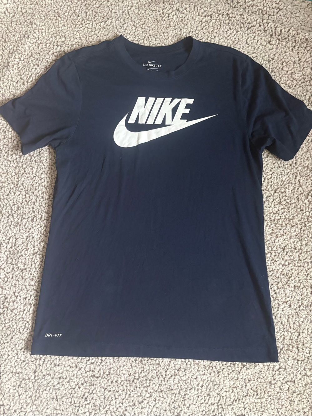 Nike Navy Short Sleeve Tee with White Swoosh Logo